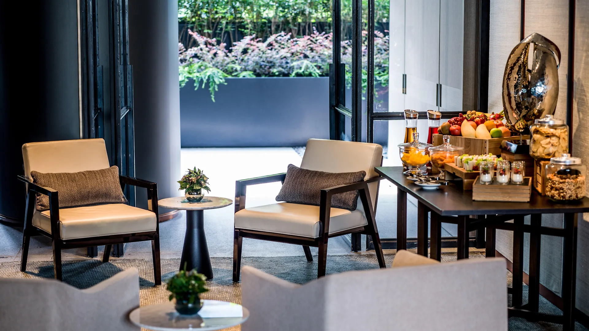 Intercontinental Singapore Robertson Quay By Ihg 5*,  Singapore